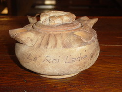 LA GROLLE 